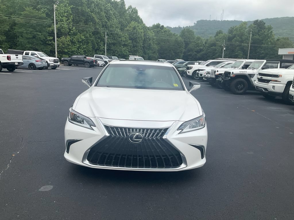 Used 2024 Lexus ES 300h w/ Technology Package FWD video 2