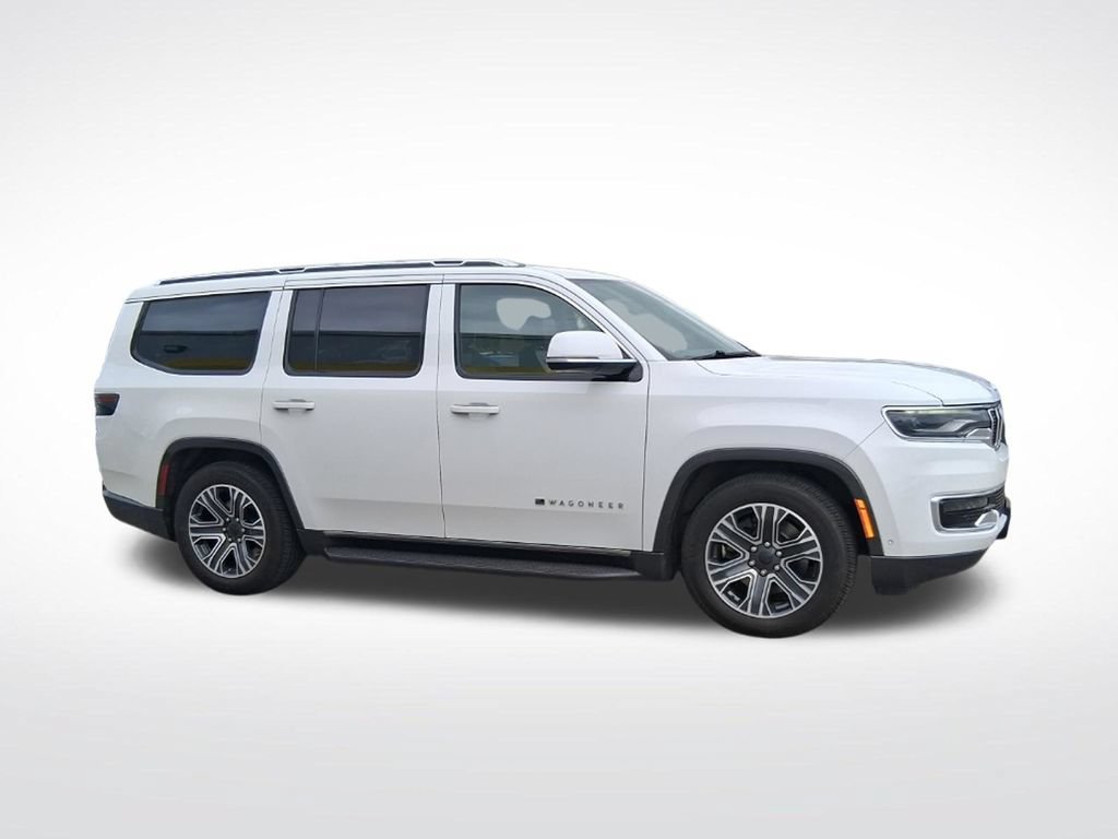 Used 2022 Jeep Wagoneer Series III AWD/4WD image 8