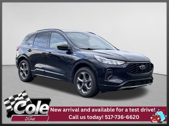 Certified 2024 Ford Escape ST-Line w/ Tech Pack #1 AWD/4WD image 1