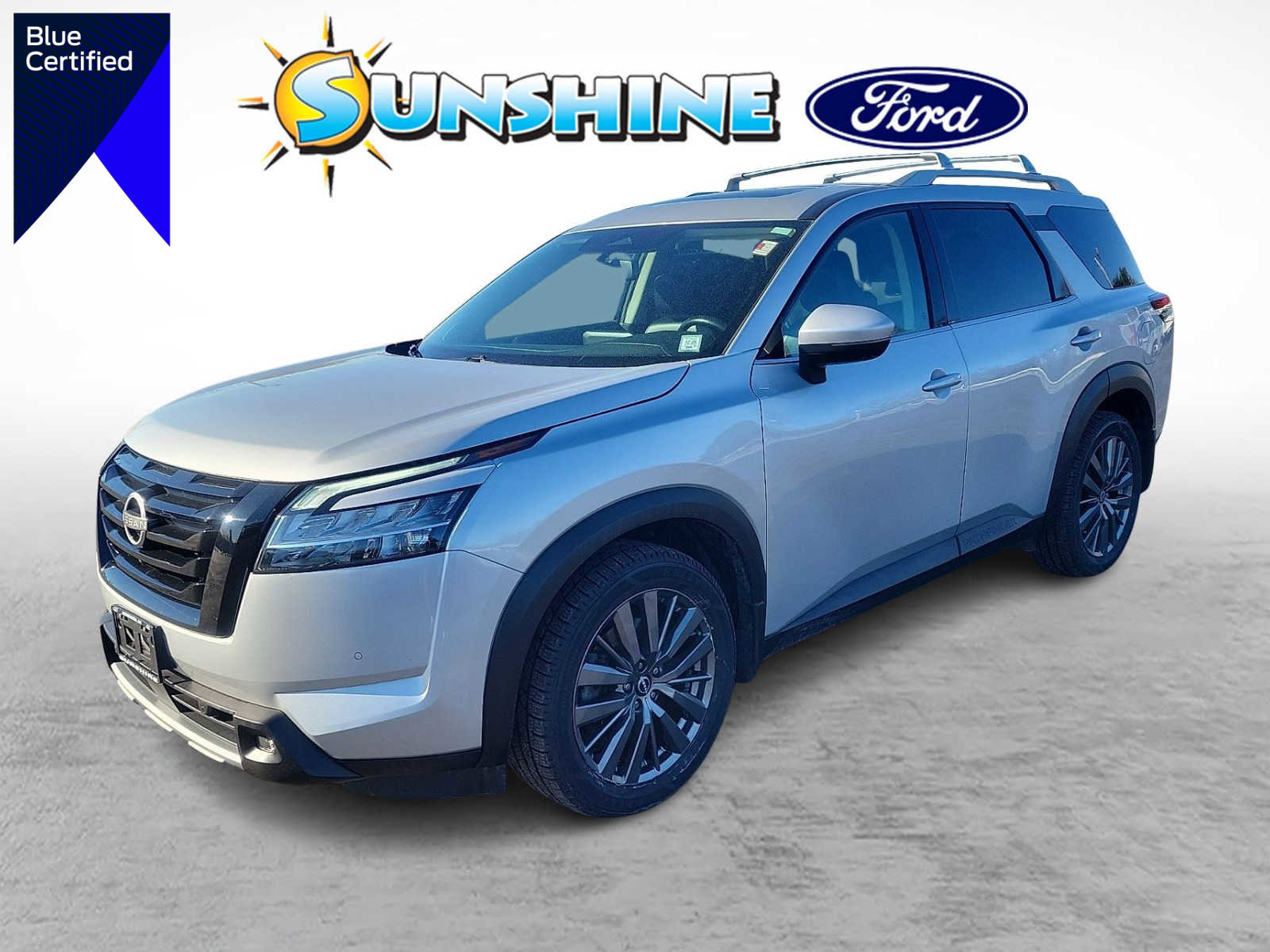 Used 2022 Nissan Pathfinder SL w/ SL Premium Package image 1