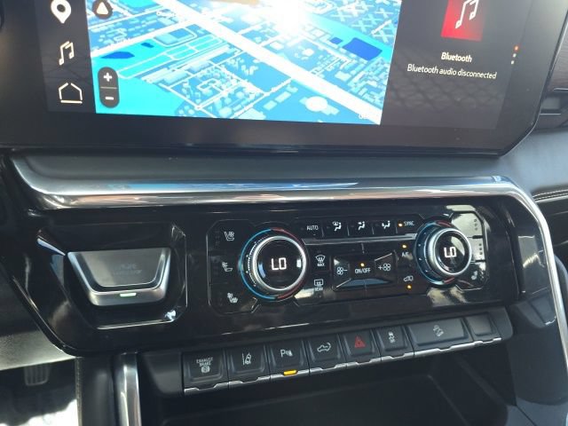 Used 2025 GMC Sierra 2500 Denali Ultimate AWD/4WD image 12