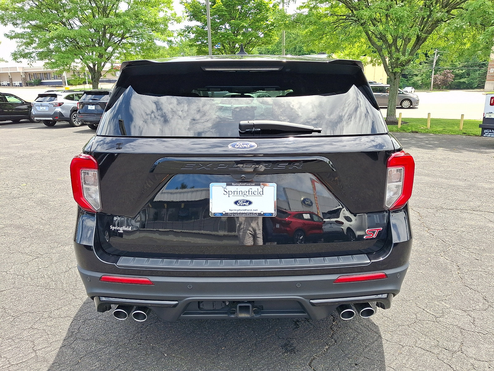 Certified 2022 Ford Explorer ST w/ Equipment Group 401A AWD/4WD image 5
