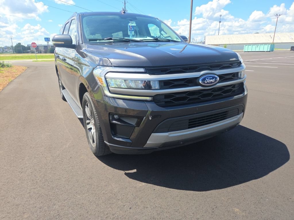 Certified 2023 Ford Expedition Max XLT RWD image 2