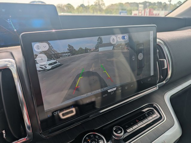 Certified 2025 Ford Expedition Platinum w/ Platinum Ultimate Package image 23