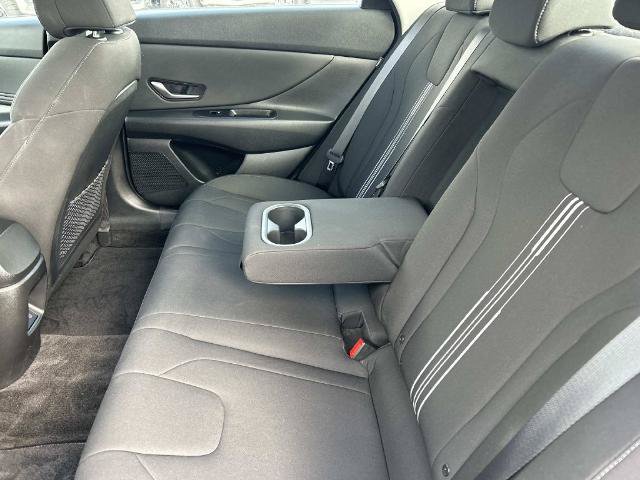Used 2024 Hyundai Elantra SEL FWD image 19
