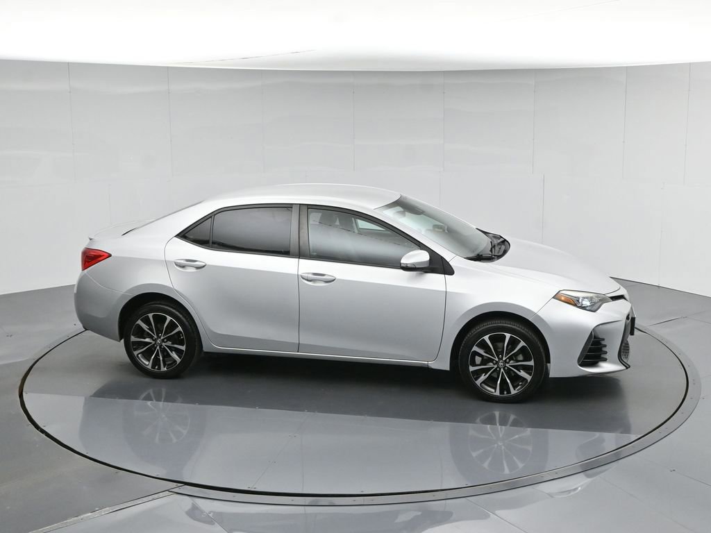 Used 2017 Toyota Corolla SE w/ Carpet Mat Package (TMS) FWD image 6