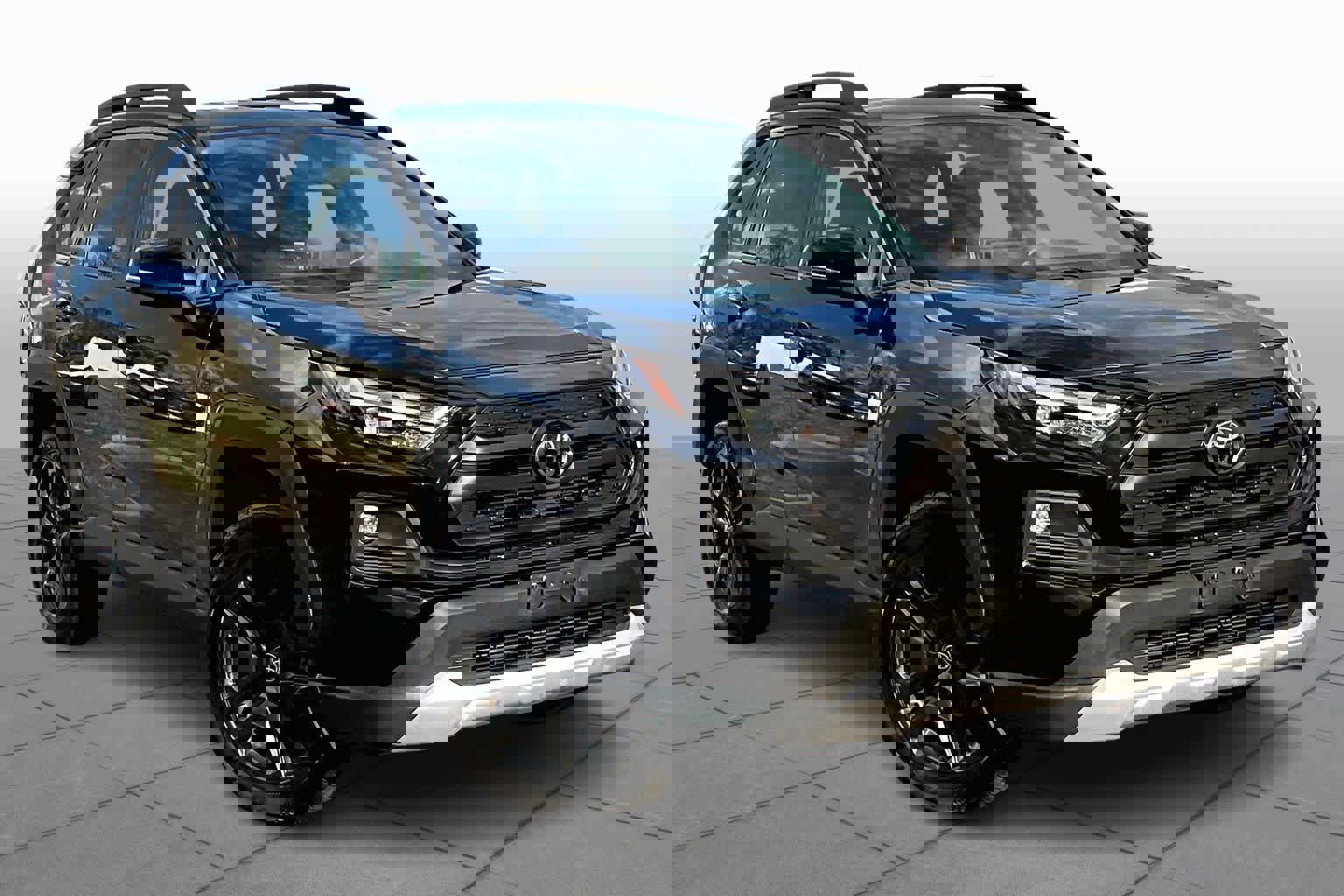 Used 2024 Toyota RAV4 Adventure image 5