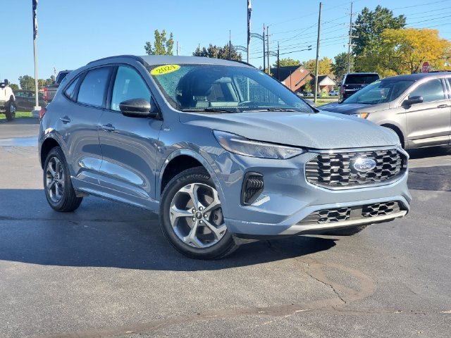Certified 2024 Ford Escape ST-Line w/ Tech Pack #1 AWD/4WD image 33