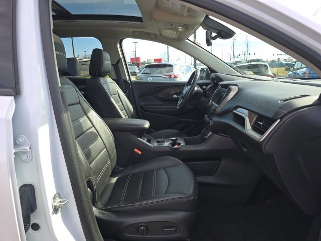 Used 2022 GMC Terrain Denali w/ Denali Premium Package image 18