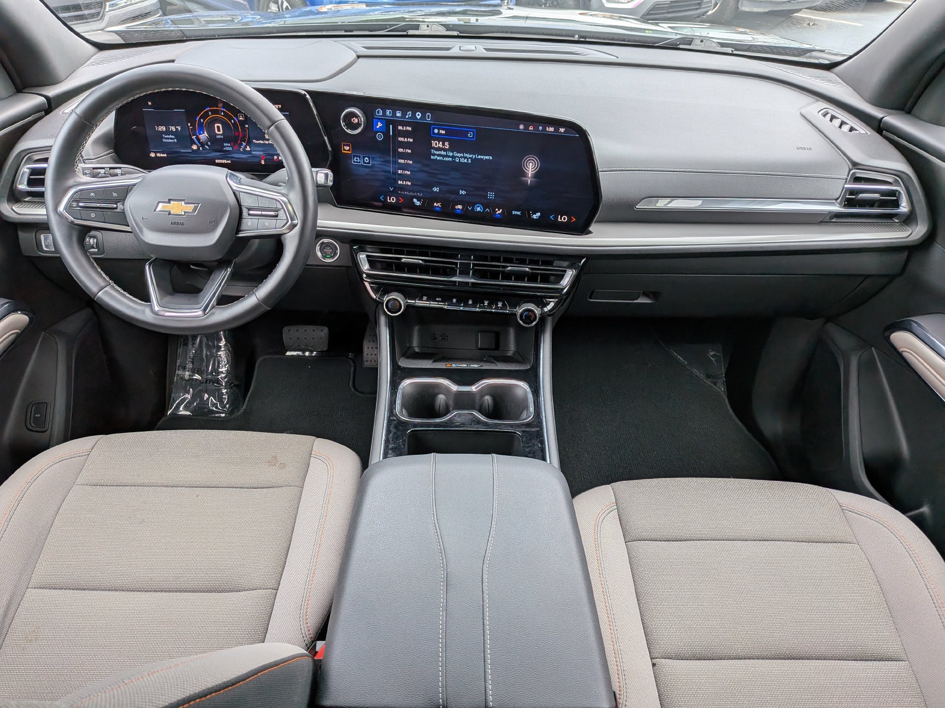 Used 2026 Chevrolet Traverse LT w/ Driver Confidence Package FWD image 18