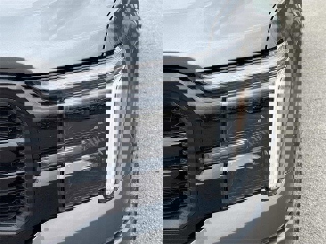 Certified 2025 Ford F150 Lariat w/ Equipment Group 502A High image 11