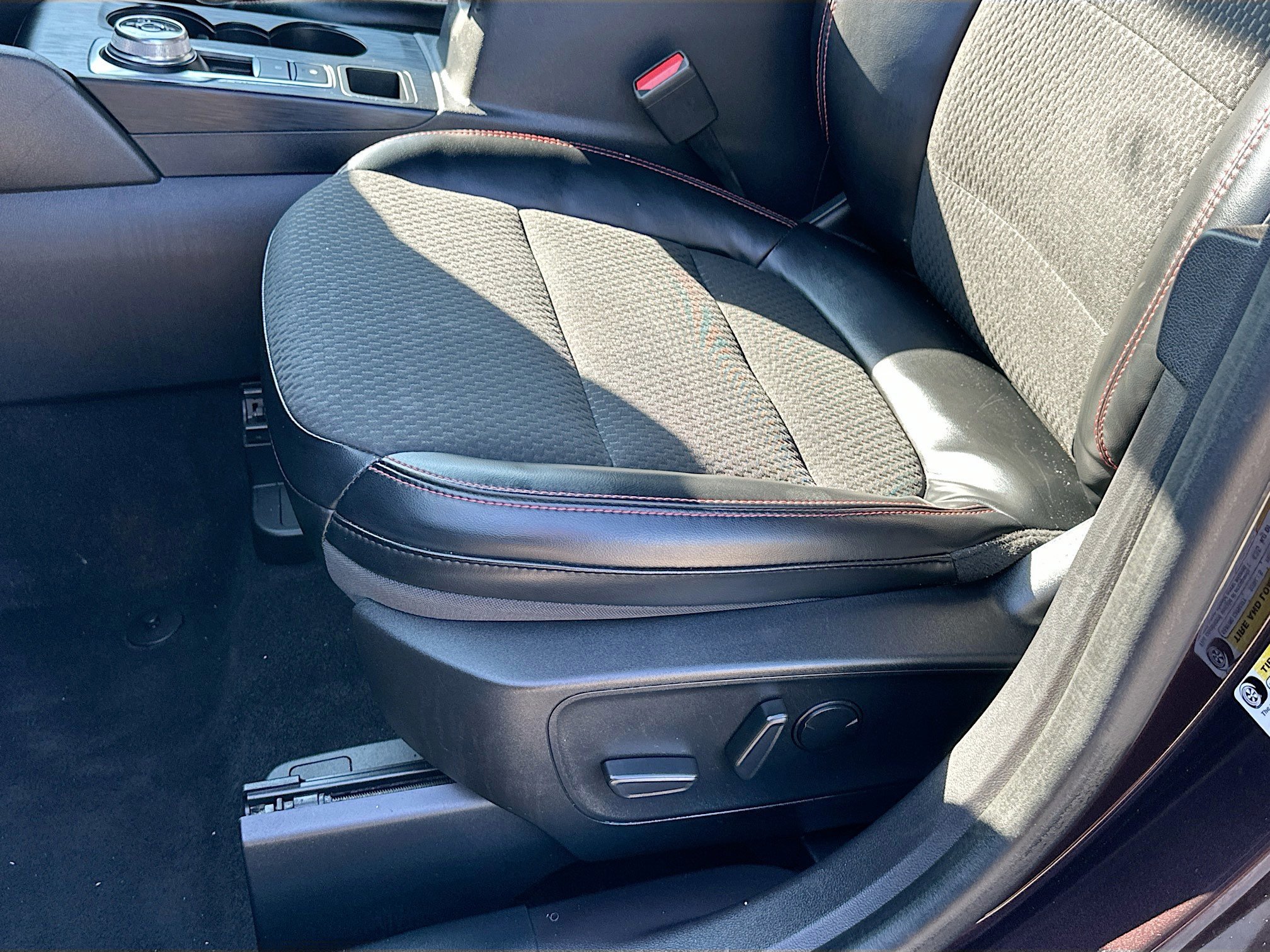 Certified 2023 Ford Escape ST-Line w/ Tech Pack #1 image 19