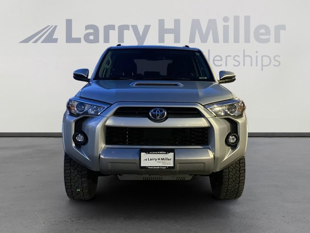 Used 2021 Toyota 4Runner TRD Off-Road Premium w/ Moonroof Package AWD/4WD image 8