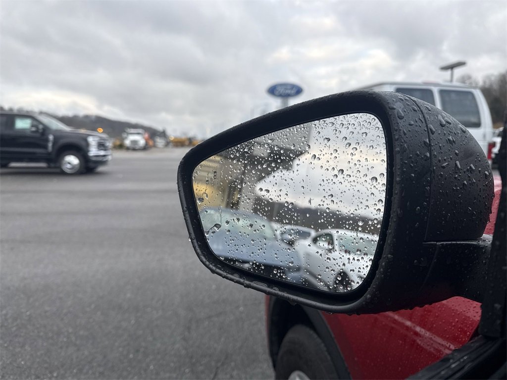 Certified 2022 Ford Escape SE w/ Cold Weather Package image 19