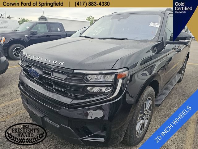 Certified 2025 Ford Expedition Active AWD/4WD image 11
