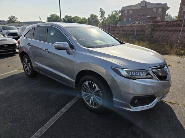 Used 2017 Acura RDX AWD w/ Advance Package image 3