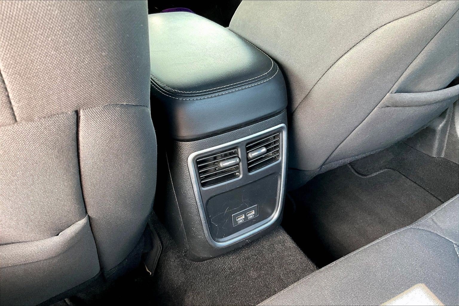 Used 2023 Dodge Charger SXT w/ Cold Weather Package RWD image 34
