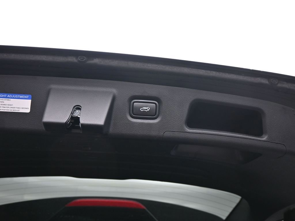 Used 2019 Hyundai Santa Fe Ultimate w/ Cargo Package image 51