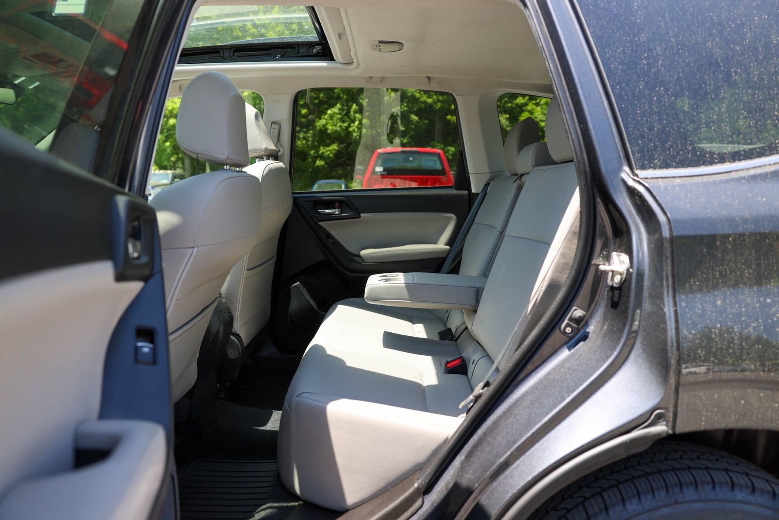 Used 2018 Subaru Forester 2.5i Limited AWD/4WD image 14