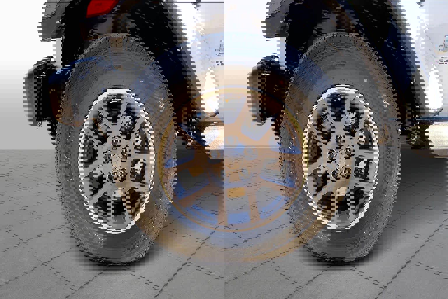 Used 2022 Jeep Gladiator Overland w/ Trailer Tow Package image 13