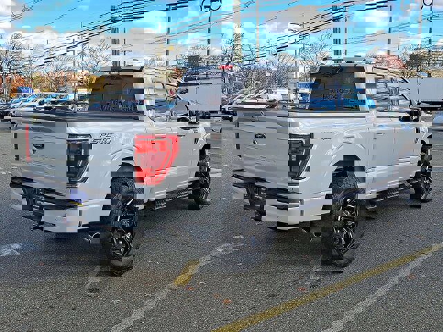 Certified 2022 Ford F150 XLT w/ Equipment Group 302A High image 8