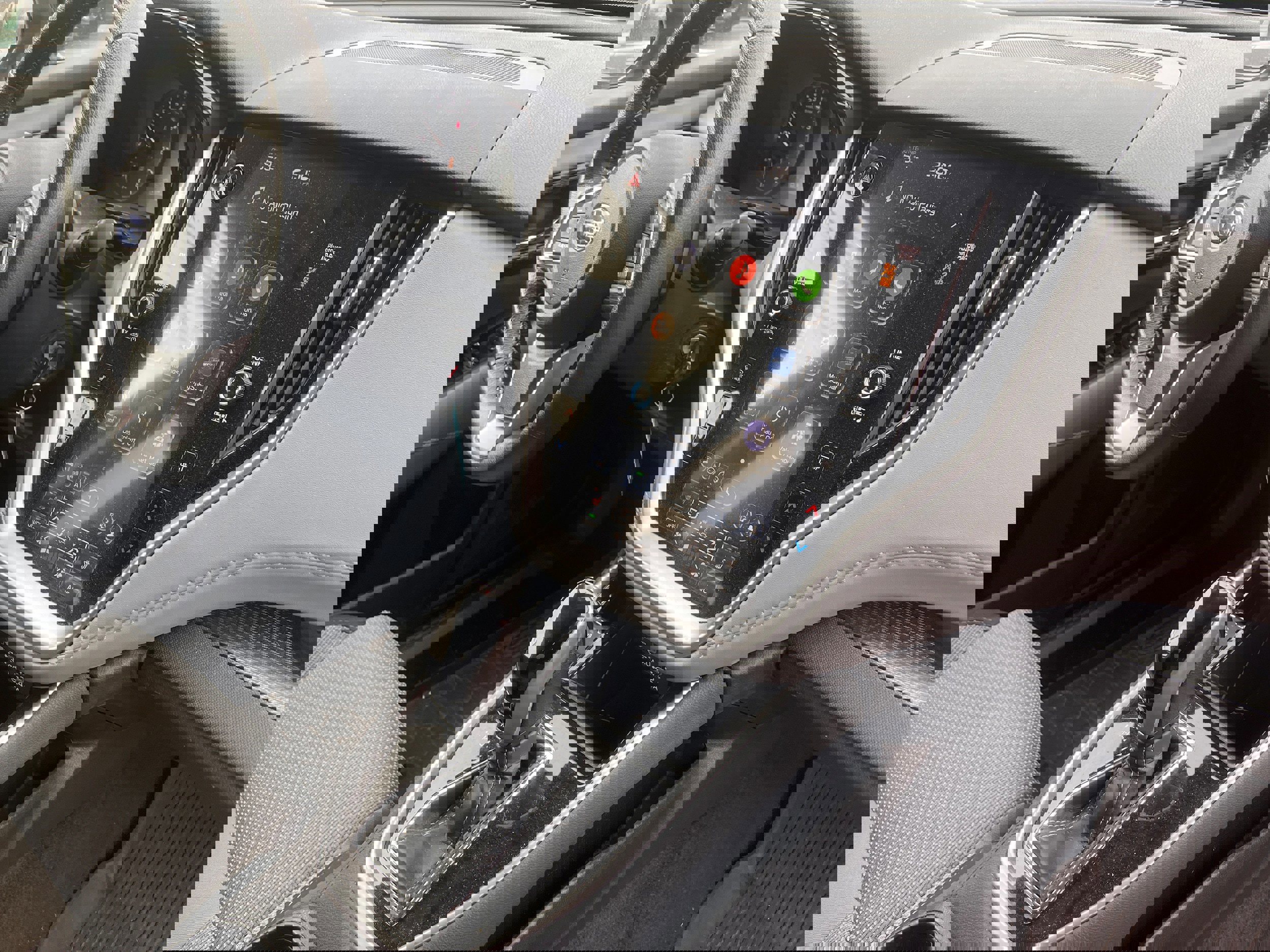 Used 2025 Subaru Outback Premium image 16