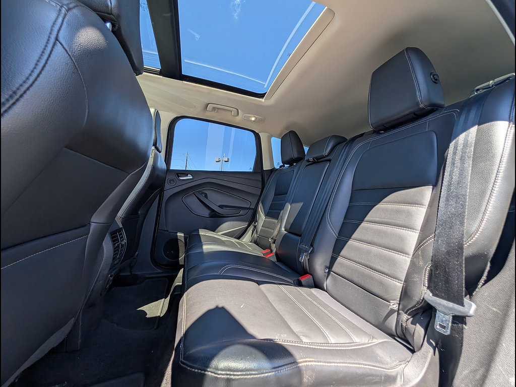 Certified 2018 Ford Escape Titanium AWD/4WD image 31