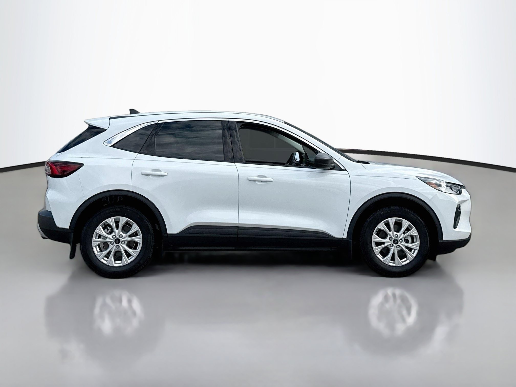 Certified 2024 Ford Escape Active FWD image 8