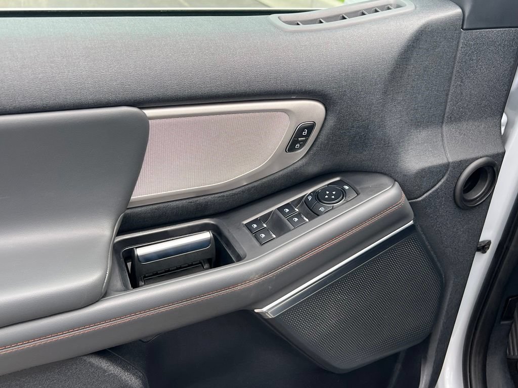 Certified 2025 Ford Expedition Platinum AWD/4WD image 30