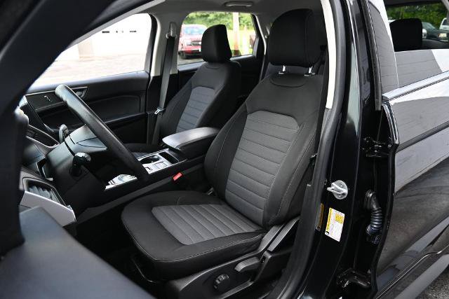 Certified 2023 Ford Edge SE w/ Black Appearance Package AWD/4WD image 19