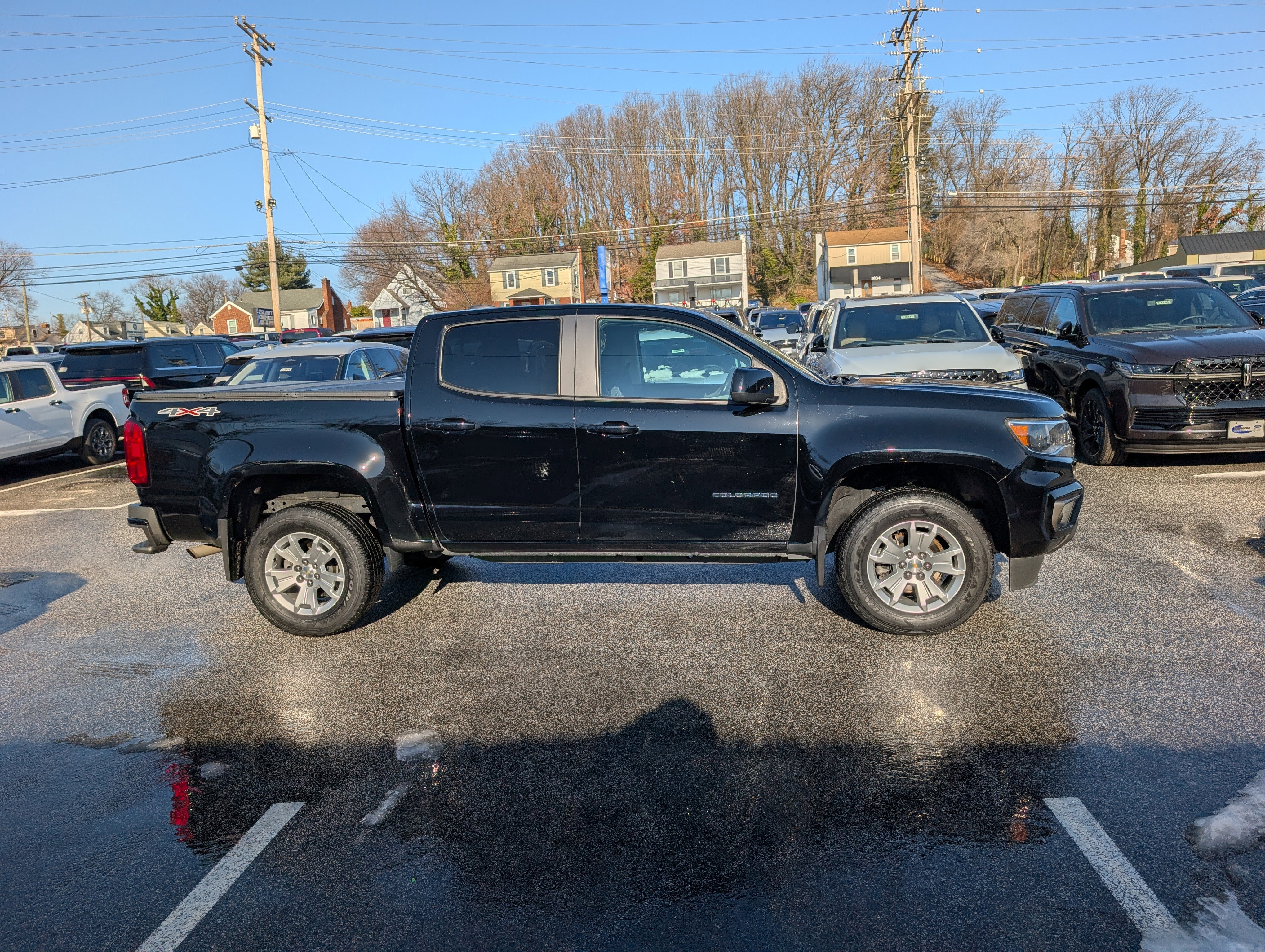 Used 2021 Chevrolet Colorado LT w/ LT Convenience Package image 8