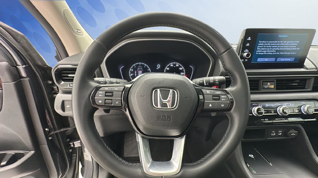 Used 2025 Honda Pilot Touring image 15