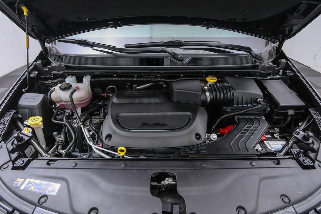 Used 2024 Chrysler Pacifica Pinnacle w/ Trailer Tow Group image 34