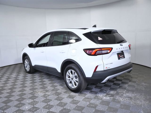 Certified 2025 Ford Escape Active image 2