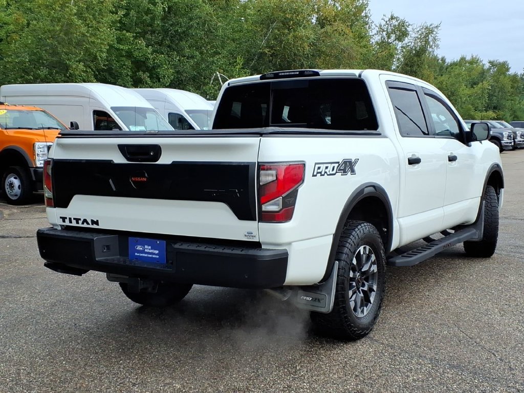 Used 2021 Nissan Titan PRO-4X w/ Pro-4x Convenience Package AWD/4WD image 4