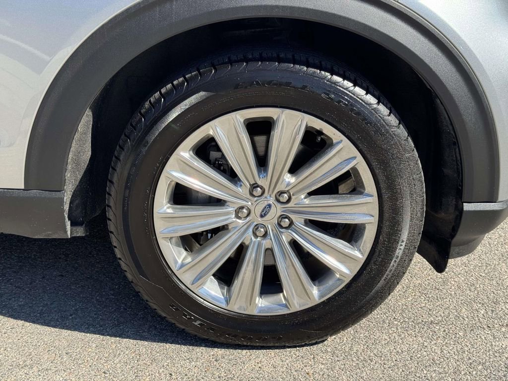 Certified 2021 Ford Explorer Limited w/ Hybrid Equipment Group 310A AWD/4WD image 27