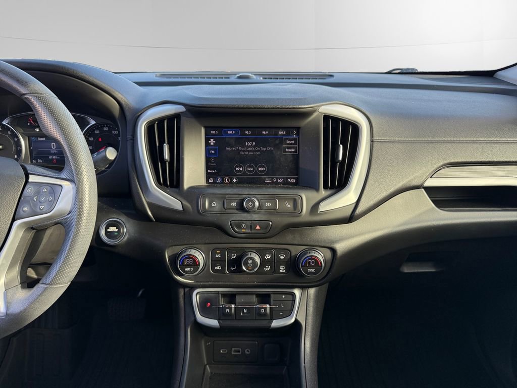 Used 2022 GMC Terrain SLE w/ Driver Convenience Package image 11