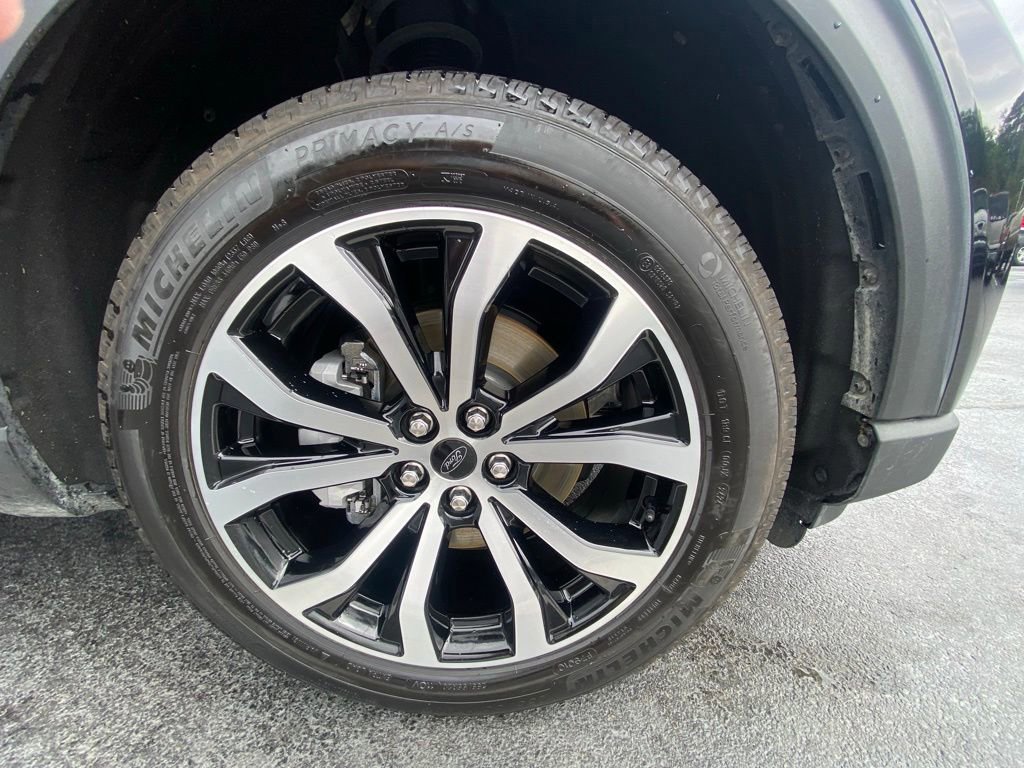 Certified 2025 Ford Explorer ST-Line image 31