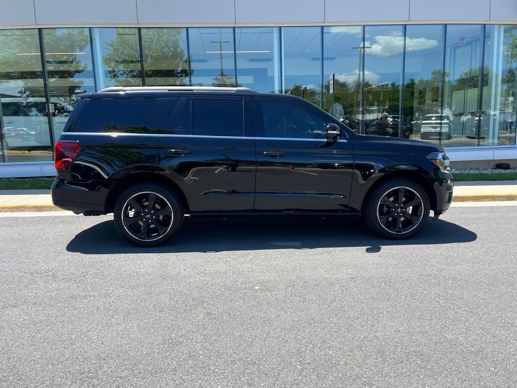 Certified 2023 Ford Expedition Limited AWD/4WD image 10