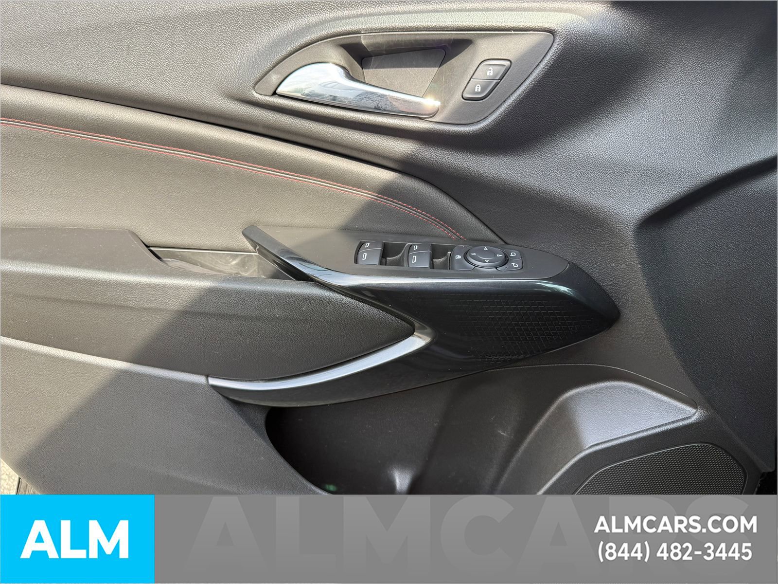 Used 2024 Chevrolet Trax RS image 24