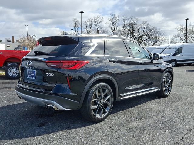Used 2019 INFINITI QX50 Essential w/ Sensory Package image 4
