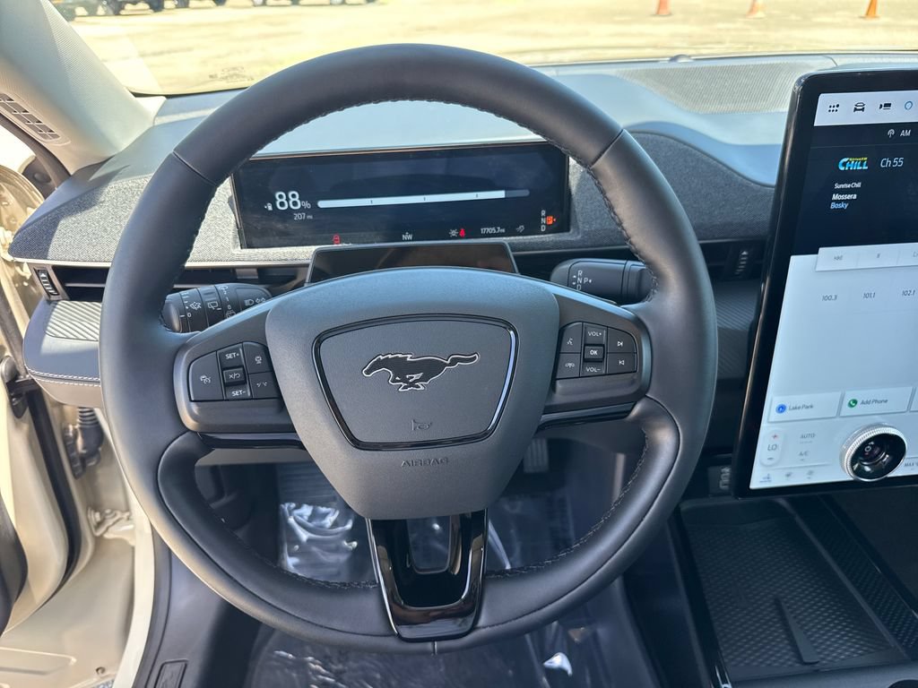 Certified 2025 Ford Mustang Mach-E Premium RWD image 15