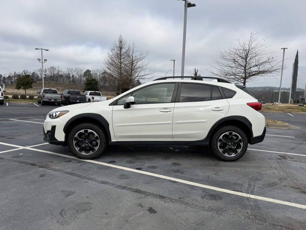 Used 2023 Subaru Crosstrek 2.0i Premium image 2