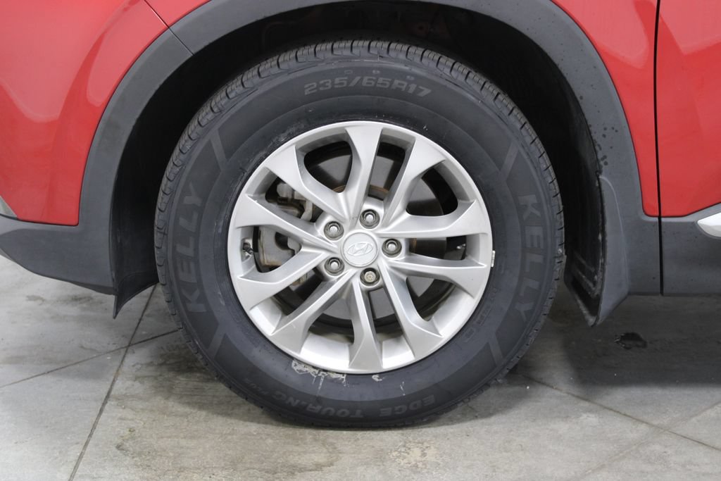 Used 2020 Hyundai Santa Fe SEL FWD image 18