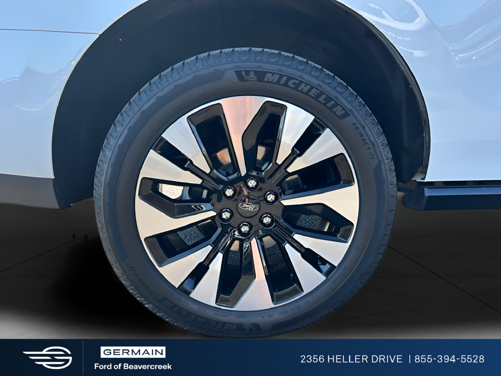Certified 2026 Ford Expedition Platinum w/ Driver's Package AWD/4WD image 27