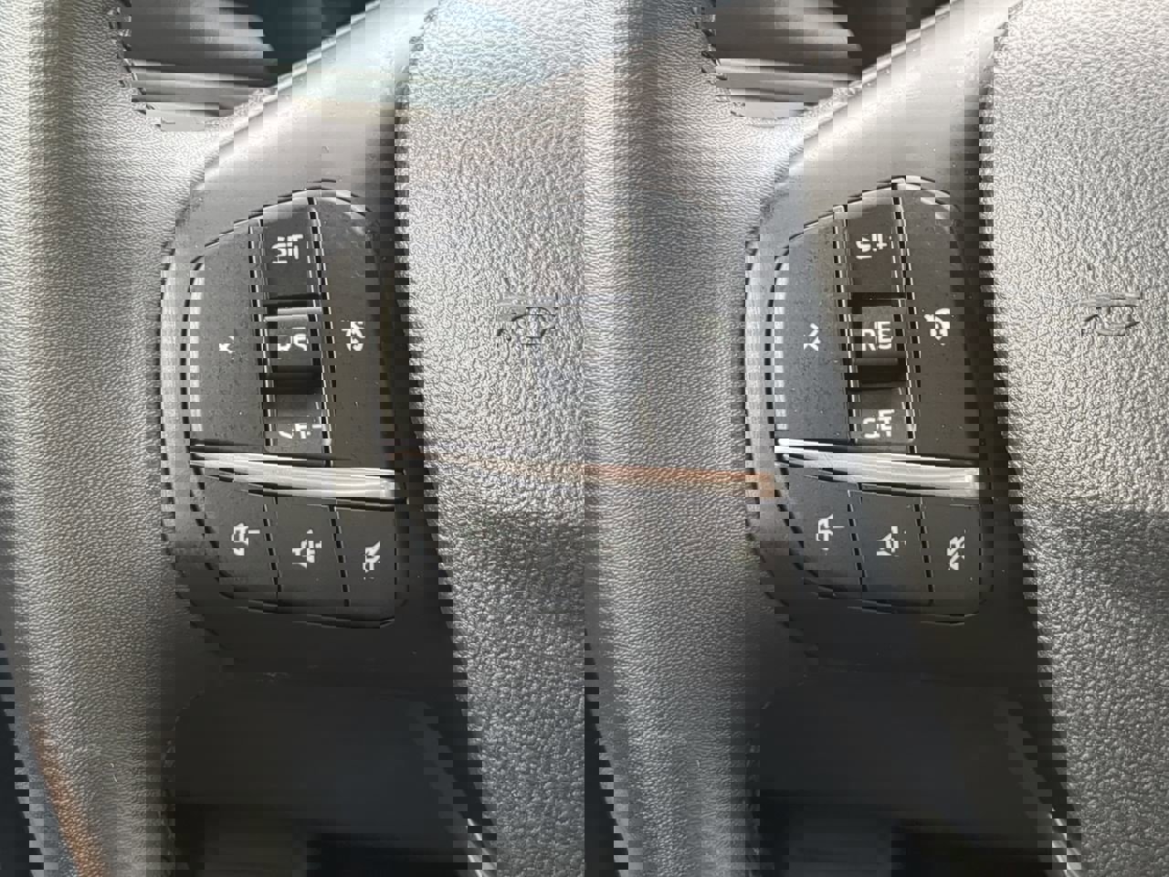 Certified 2024 Ford Maverick XLT w/ XLT Luxury Package image 22