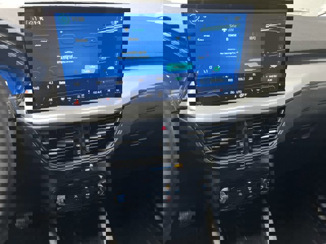 Certified 2025 Ford Escape Platinum image 30