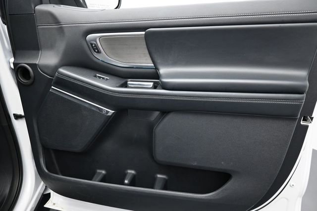 Certified 2025 Ford Expedition Platinum AWD/4WD image 33