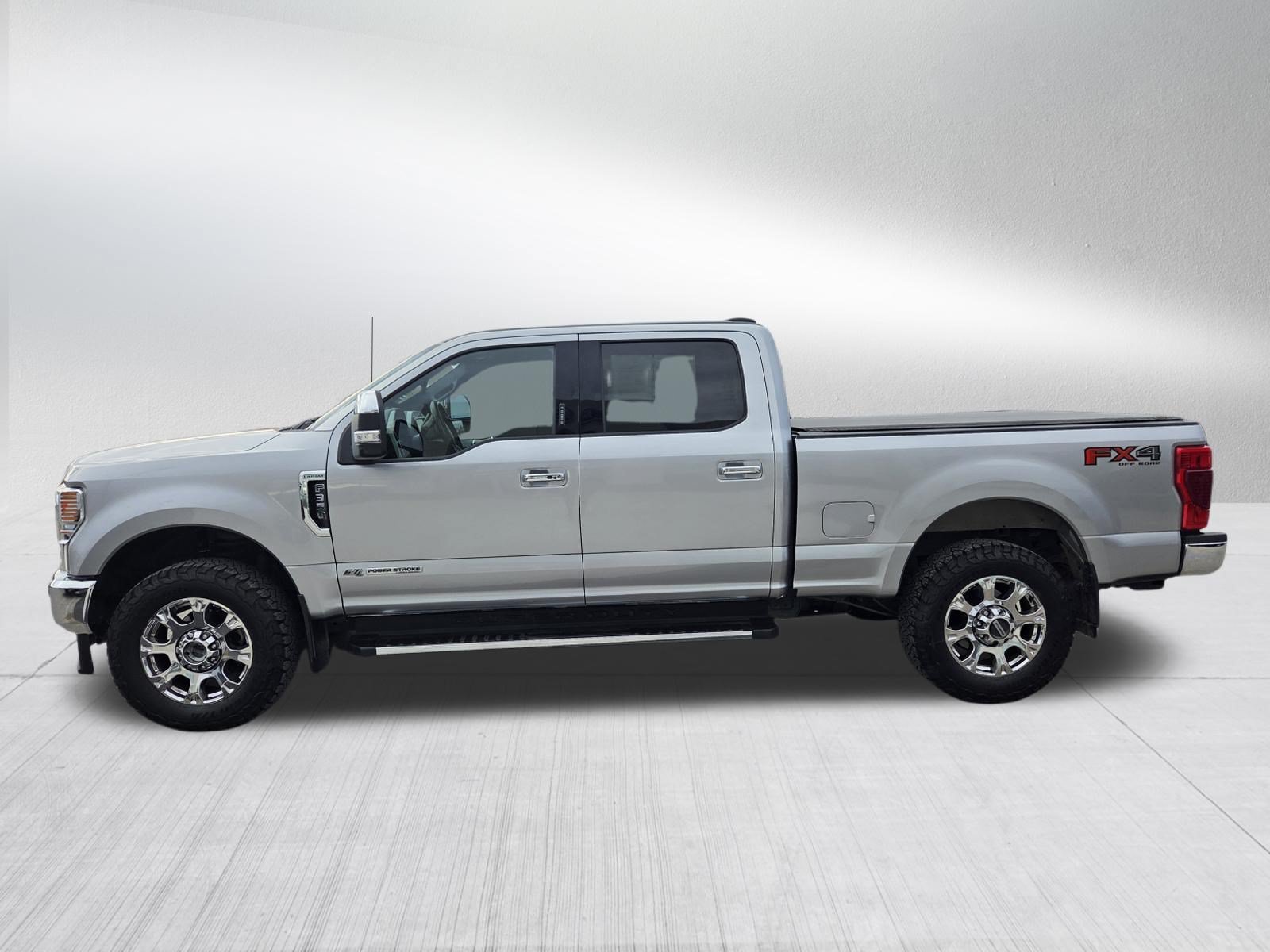Certified 2022 Ford F350 Lariat w/ Lariat Ultimate Package AWD/4WD image 4