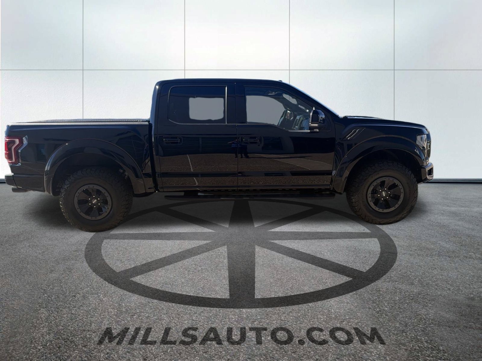 Certified 2018 Ford F150 Raptor w/ Equipment Group 802A Luxury AWD/4WD image 3